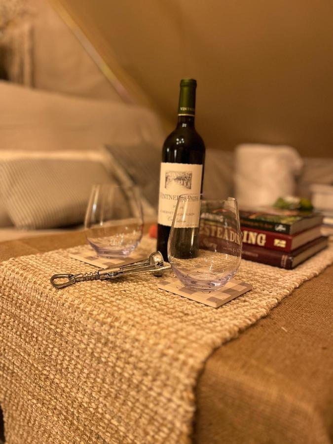 Shenandoah Valley Glamping - Amazing Views - Farm Edinburg Ngoại thất bức ảnh